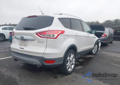 2016 Ford Escape Titanium из США, поврежденный, VIN 1FMCU0J93GUB65988